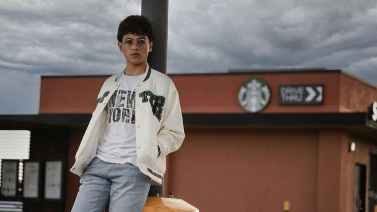 Tampil Keren dengan Baju Baseball Biar Look Kekinian