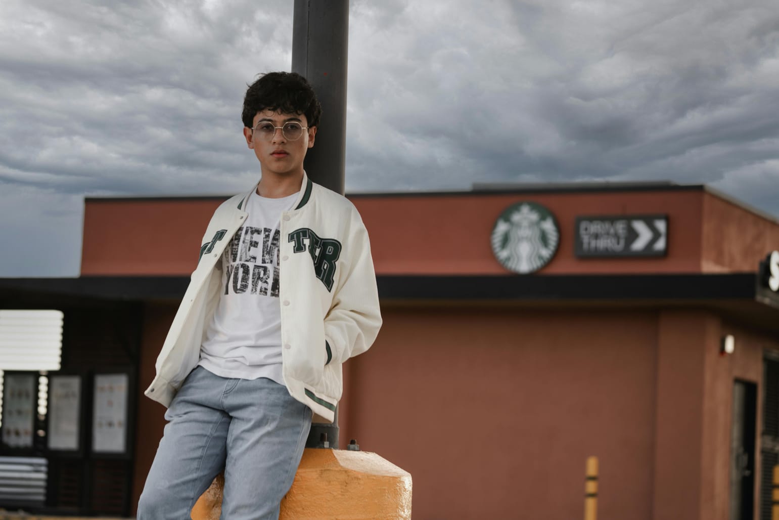 Tampil Keren dengan Baju Baseball Biar Look Kekinian